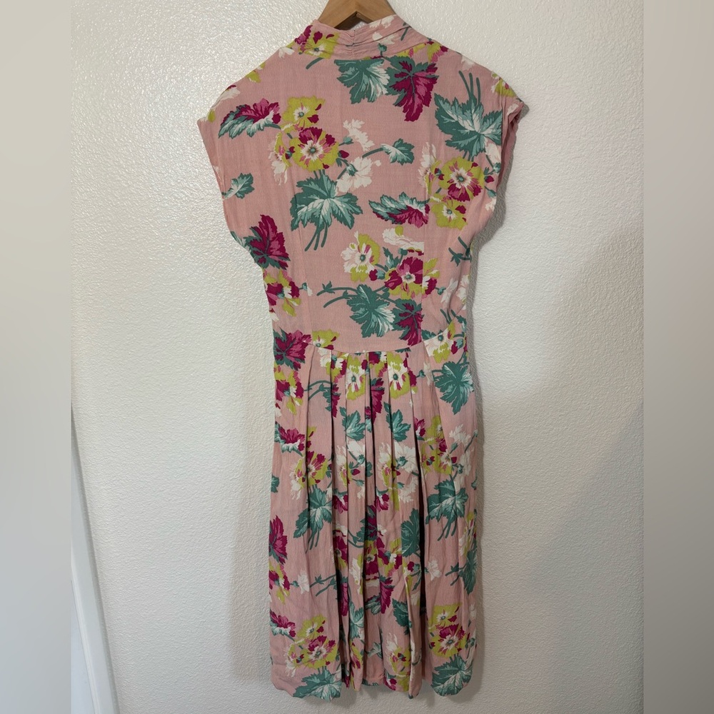 Emily & Fin Pink Floral Dress Size M | feminine | floral | spring | wedding - Picture 5 of 10
